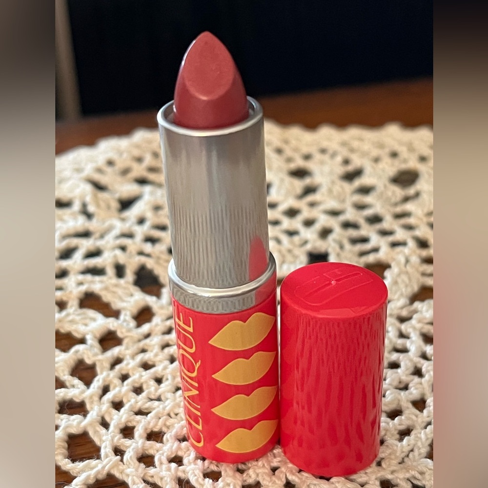 Clinique Love Pop Lipstick